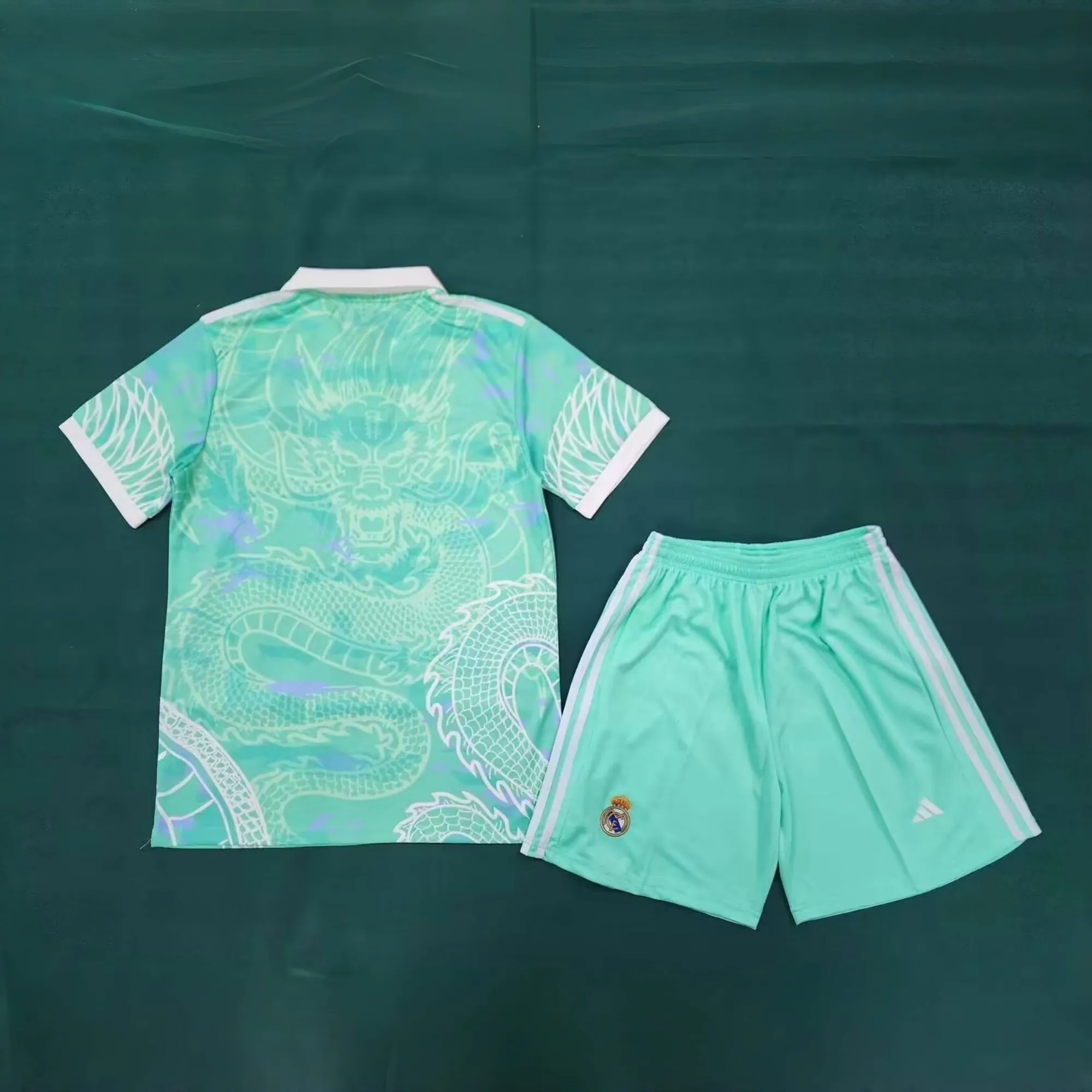24-25 Real Madrid Specia Edition Kits Dragon Concept Green Suits Football AAAAJerseys Yupoo 1