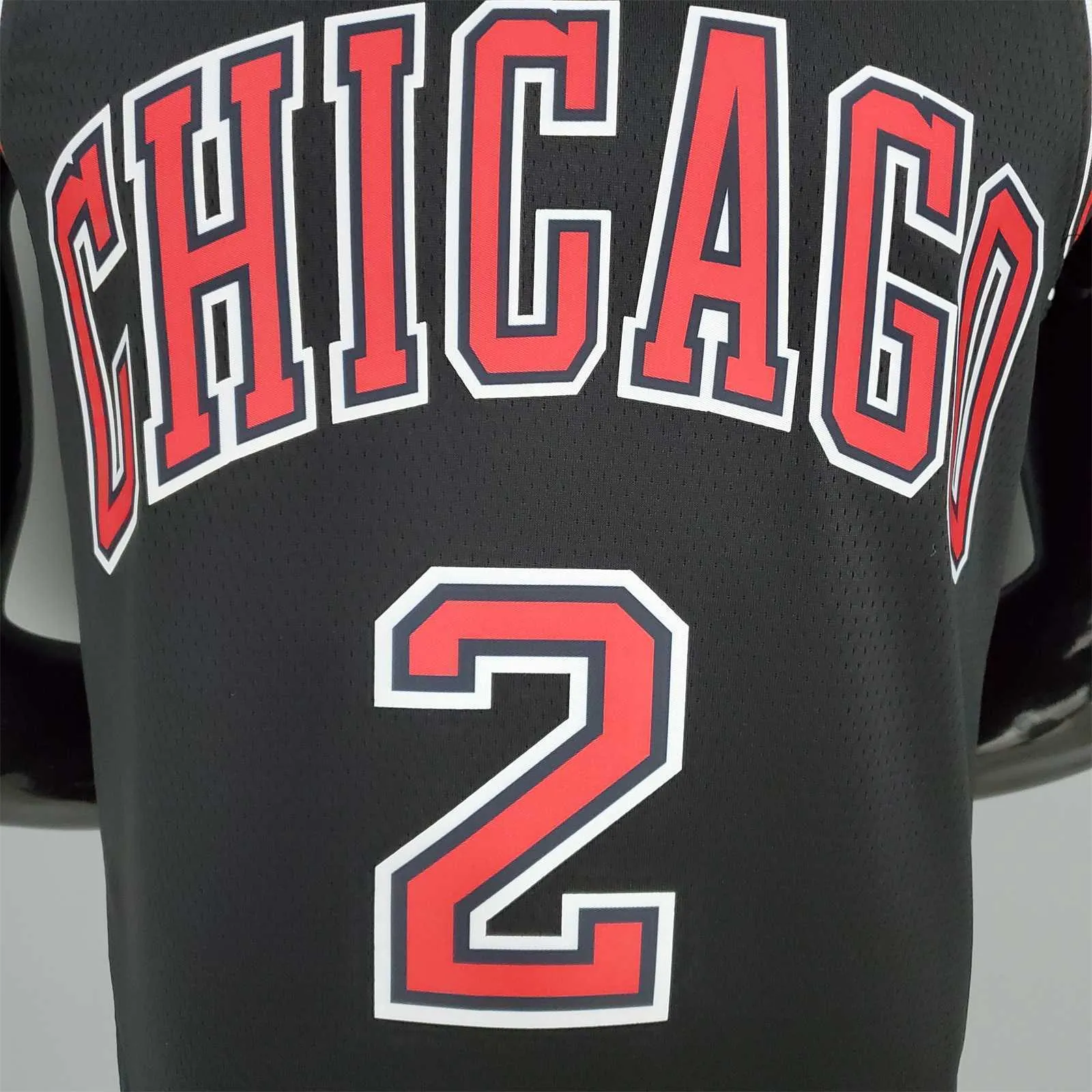 BALL#2 Chicago Bulls black 6