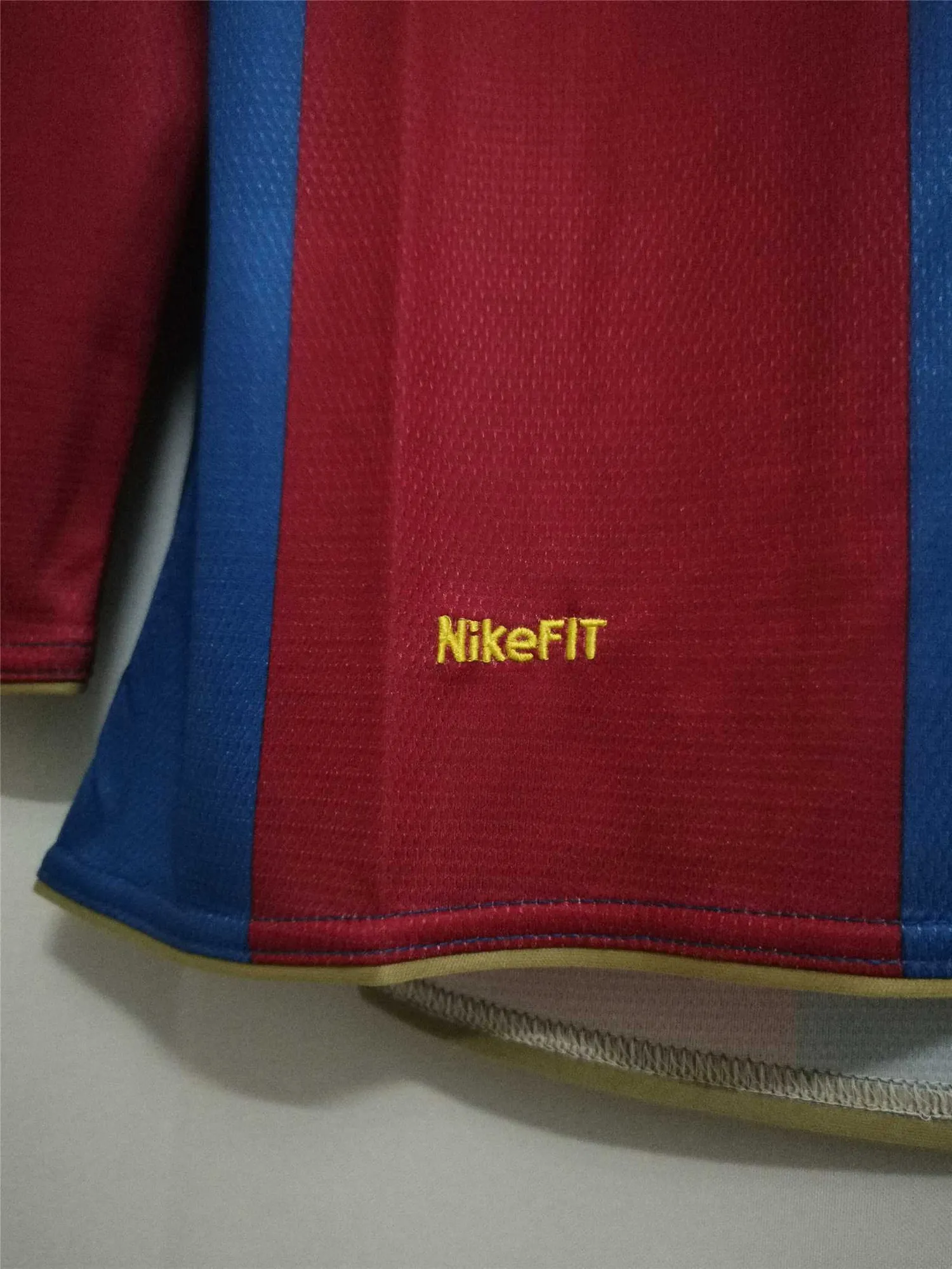 07-08 Barcelona home long sleeves 9