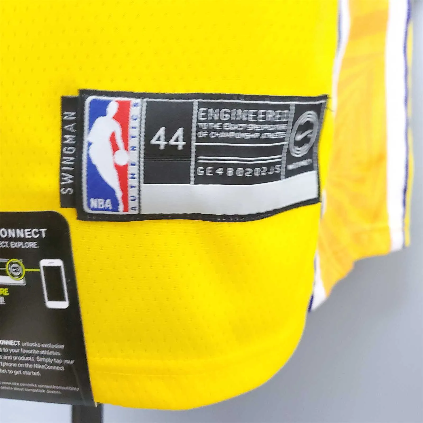 Bryant #24 Lakers V-neck City Edition yellow 4