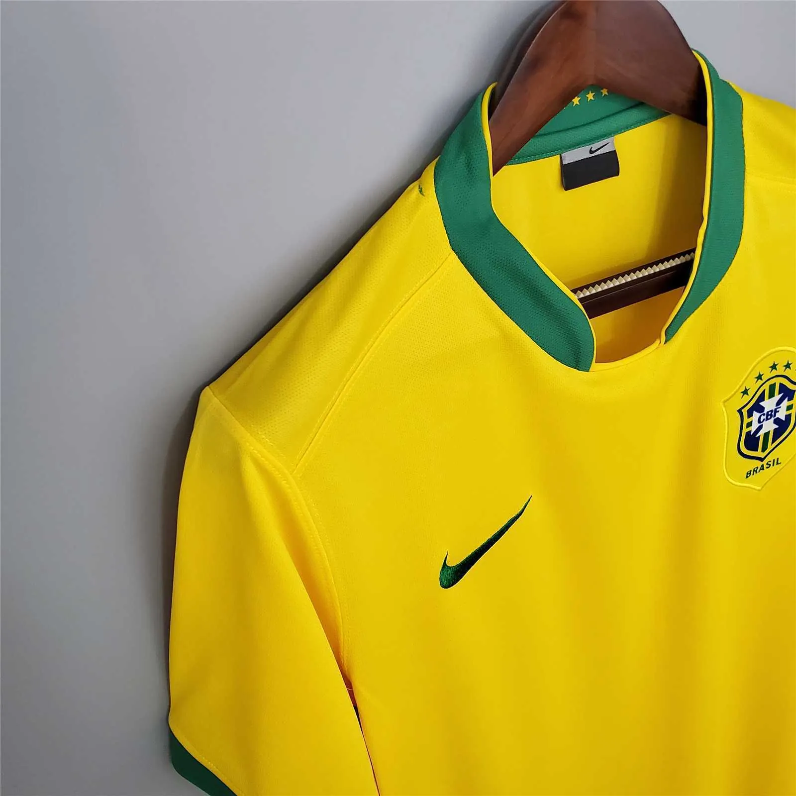 2006 Brazil home 8
