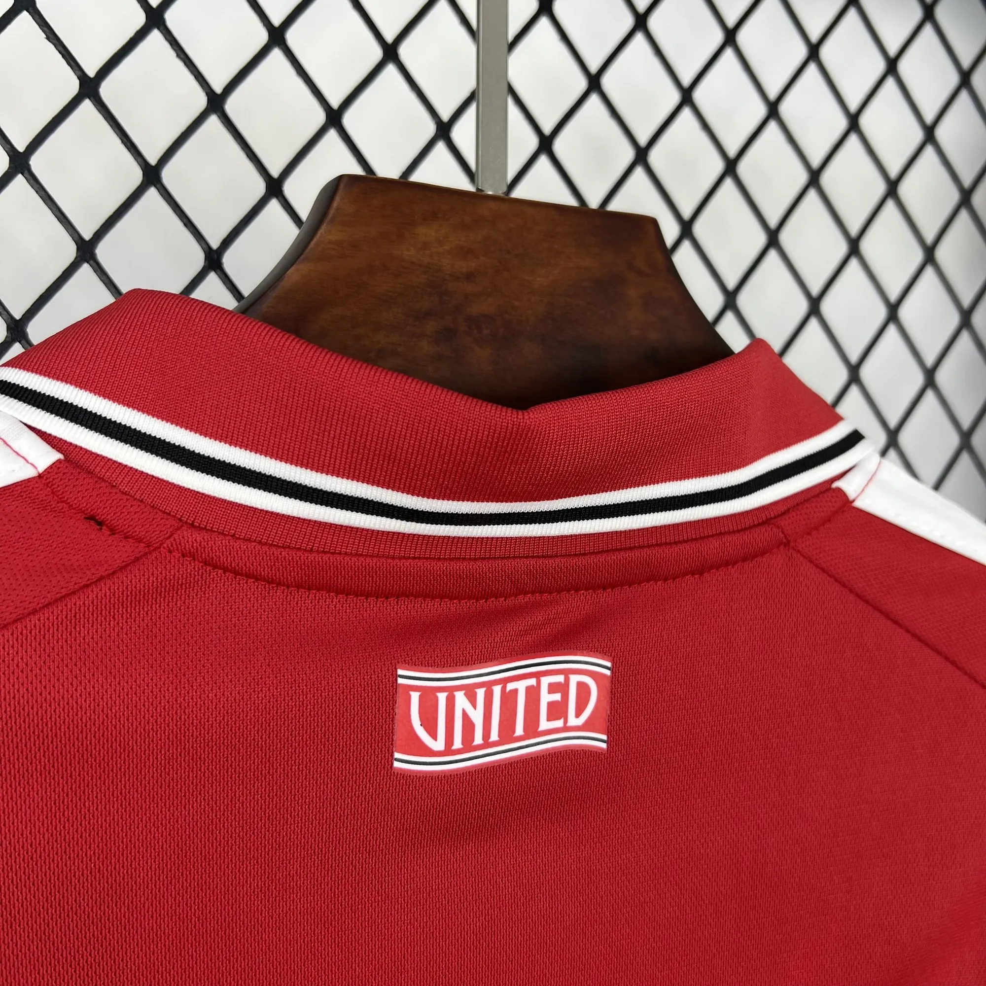 26-27 Manchester United Mens Home Kit Red Football T-Shirt AAAAJersey Dropship Yupoo 8 1