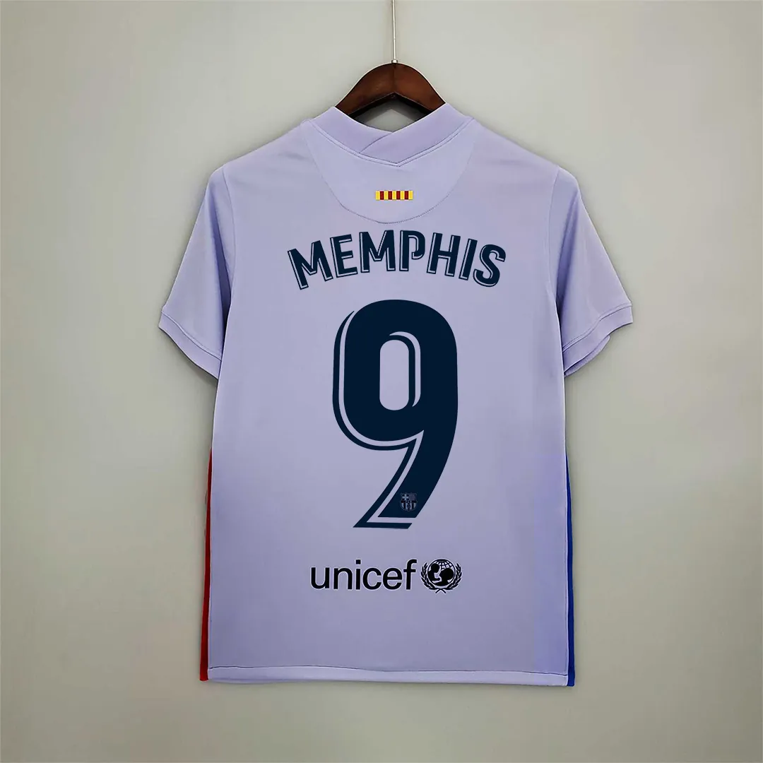 21-22 Barcelona away 13
