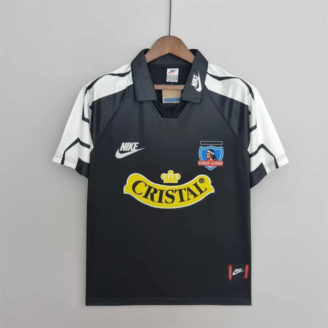 95 Colo-Colo away 8