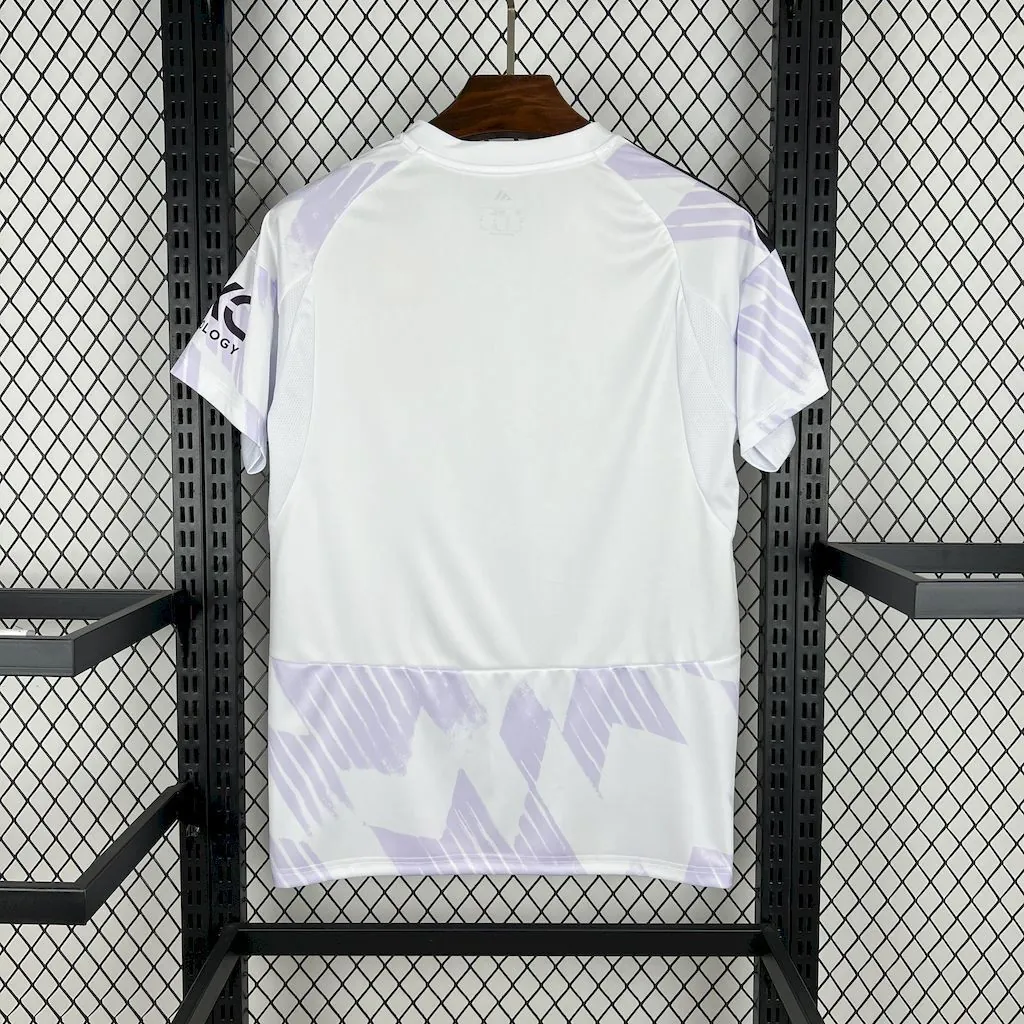 25-26 Manchester United Away Kit Football T-Shirt AAAAJersey Supply Yupoo 1