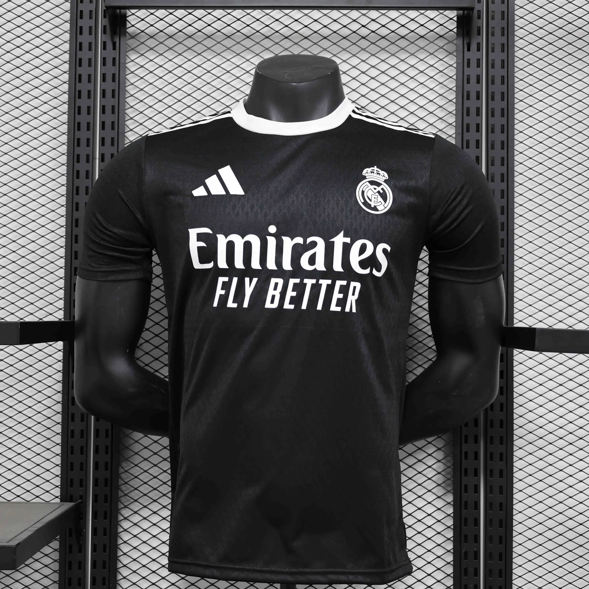 24-25 Real Madrid Black Goalkeeper Kit Player Version Shirt AAAAJersey Supplier Yupoo 3