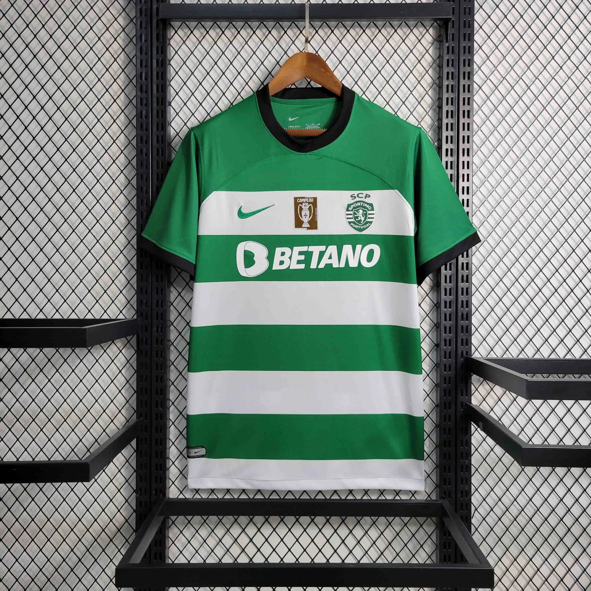 23-24 Sporting Lisbon Home Kit with Champion Customization Football AAAAJersey Supplier 2