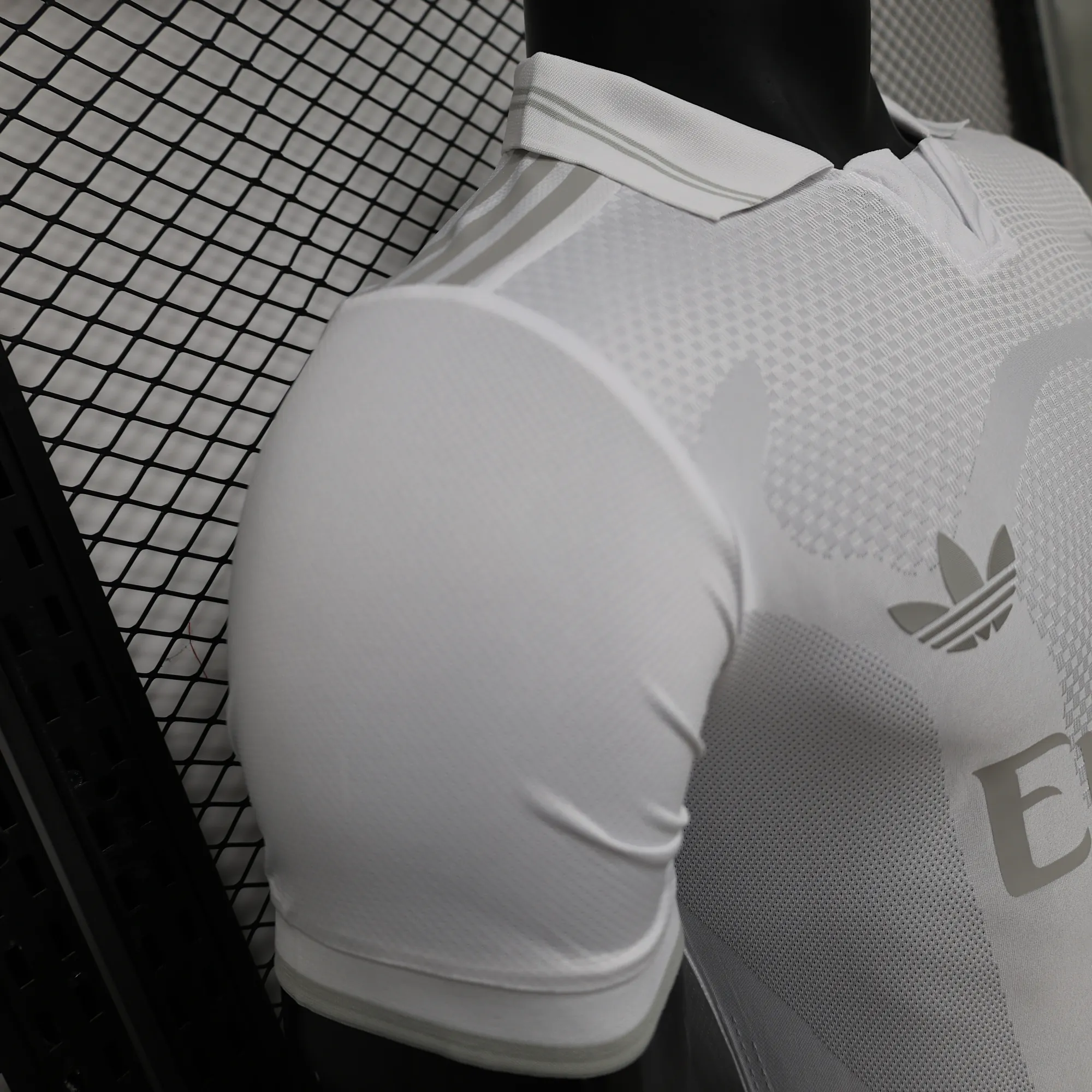 26-27 Real Madrid Mens 125th Anniversary Edition Football T-Shirt AAAAJersey Wholesale Yupoo 3