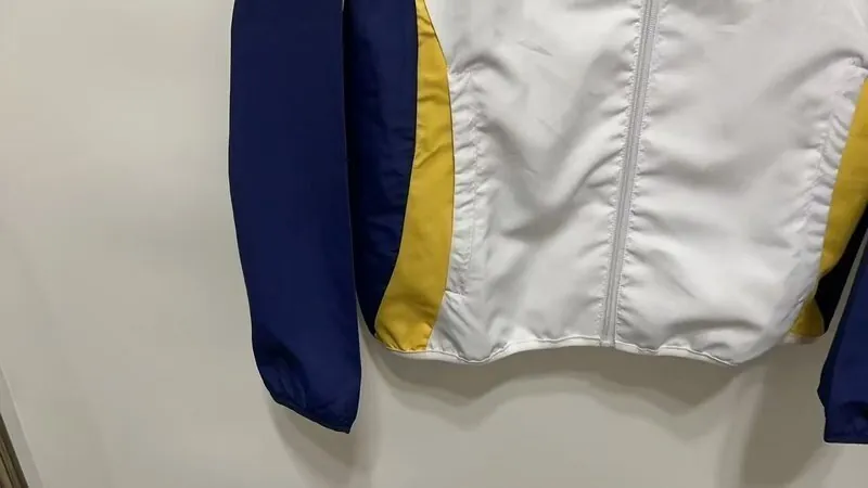 25-26 Real Madrid White Windbreaker Jackets 2