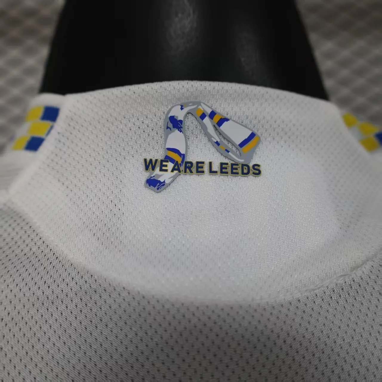 25-26 Leeds United Home Kit Football Player Version Shirt Apparels Sport AAAAJersey Yupoo 3