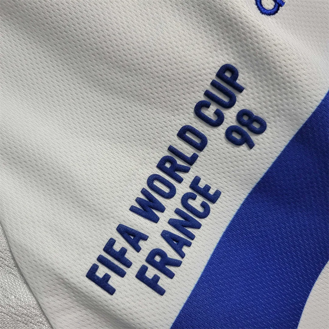 1998 France away white 8