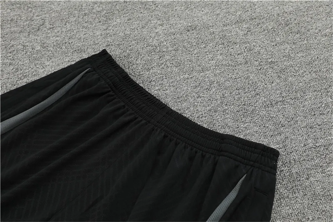 22-23 PSG Training Kit Black1684405127000 7