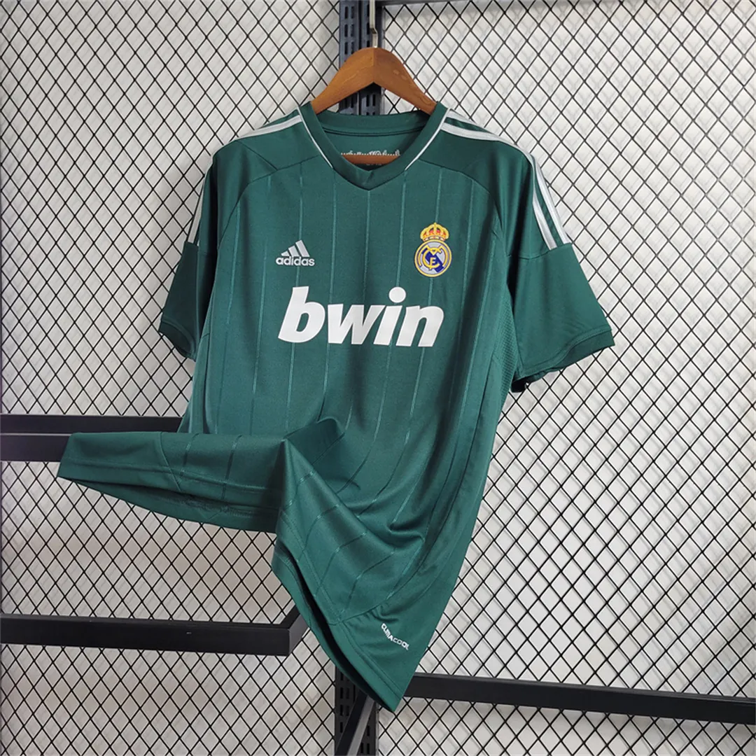 12-13 Real Madrid third away 1