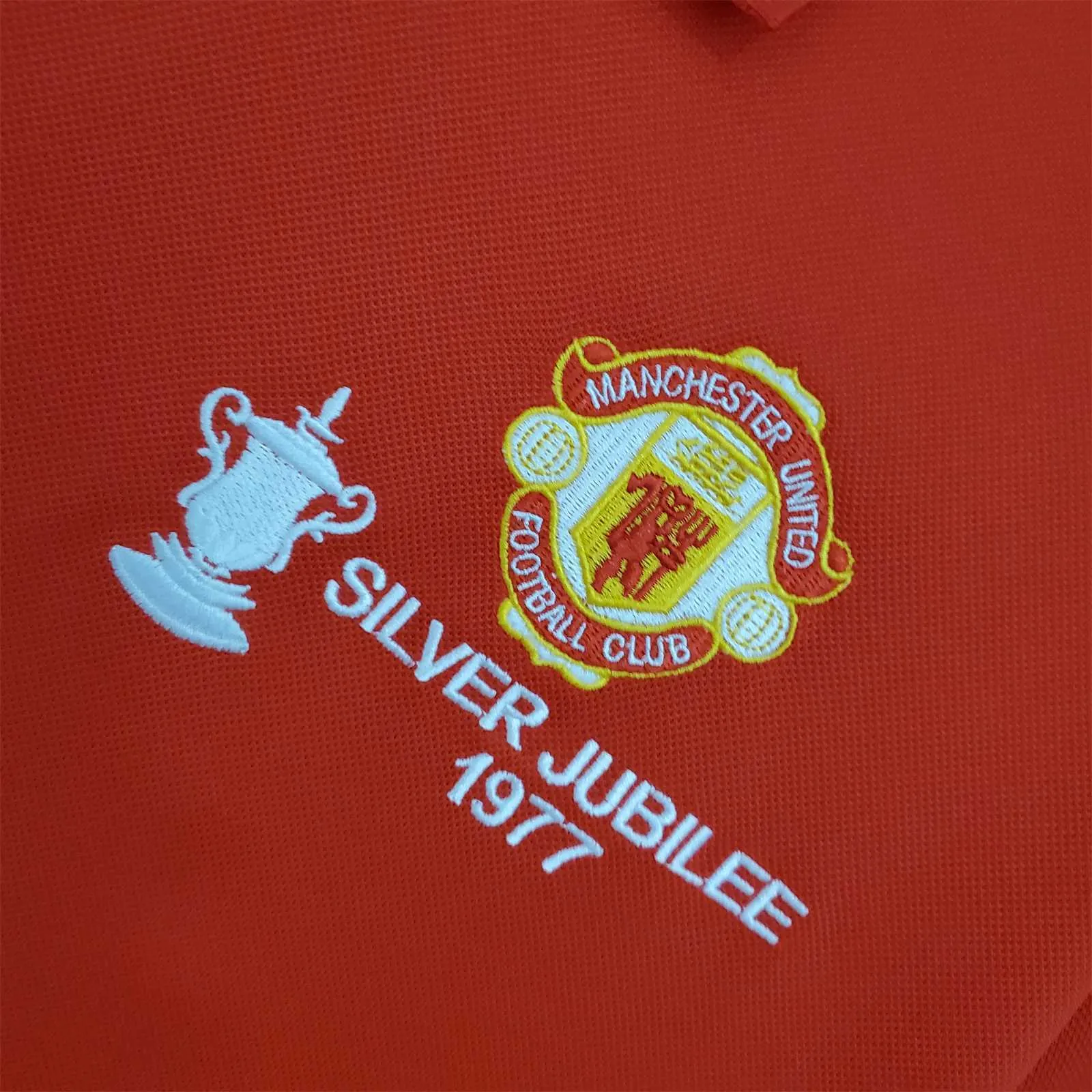 1977 Manchester United home 5