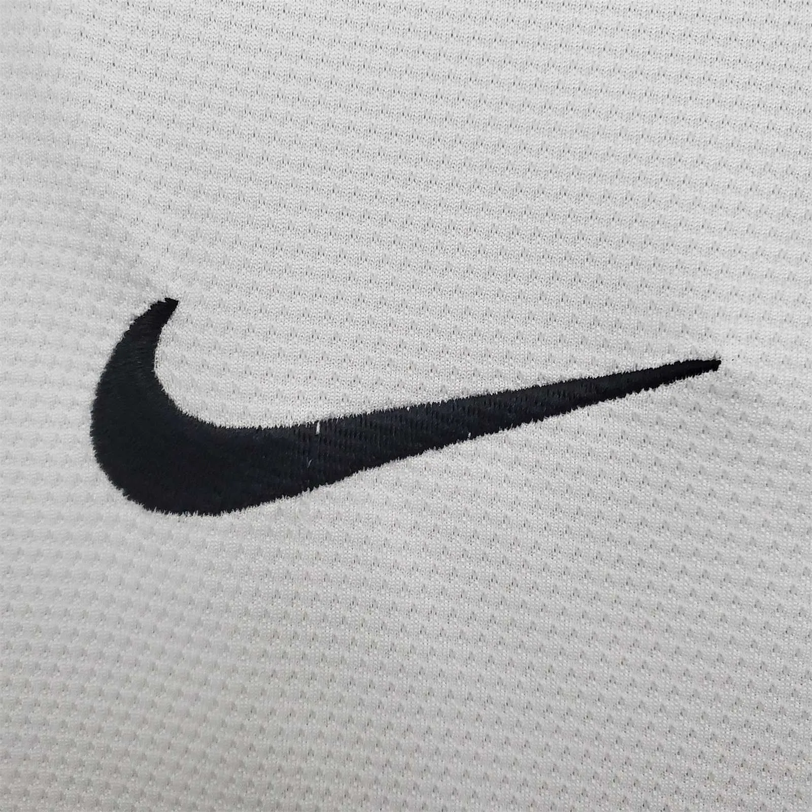 13-14 Manchester United away white 5