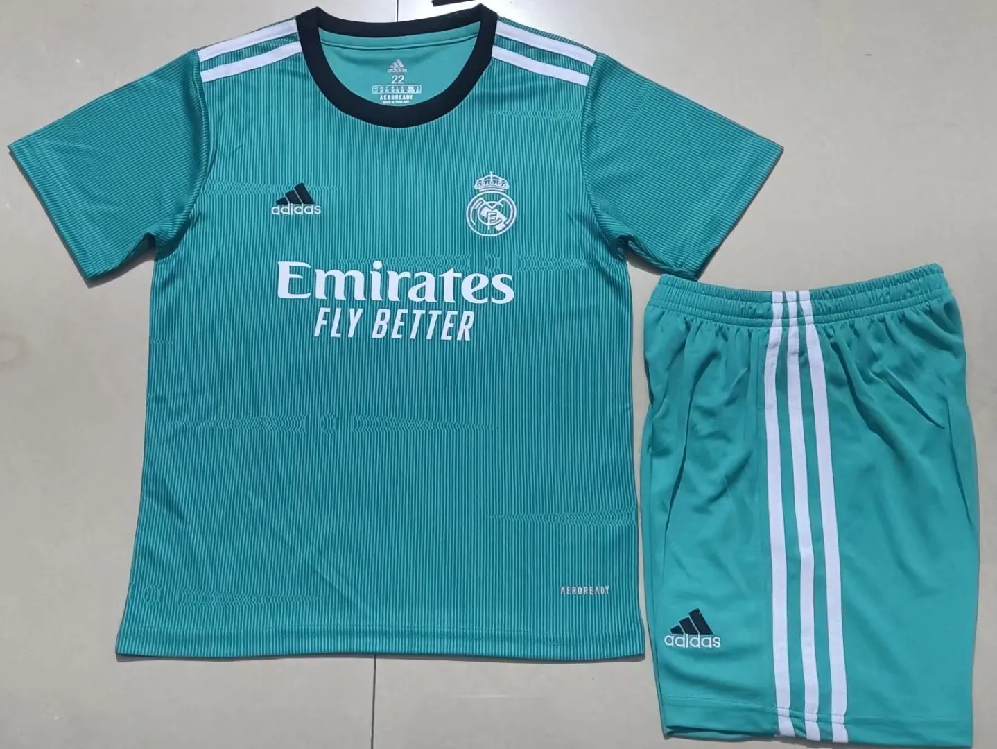 21-22 Real Madrid third away kids kit 5