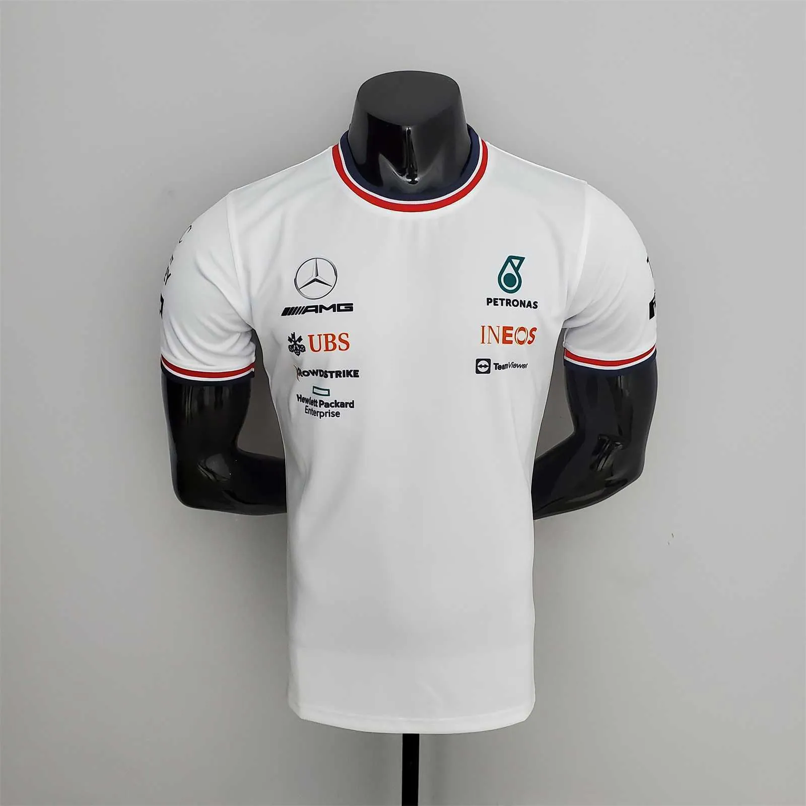 F1 Formula One 2022 Mercedes White 8