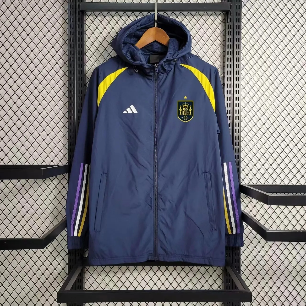 2023 Spain Hoodies Windbreaker Jackets Yupoo 1