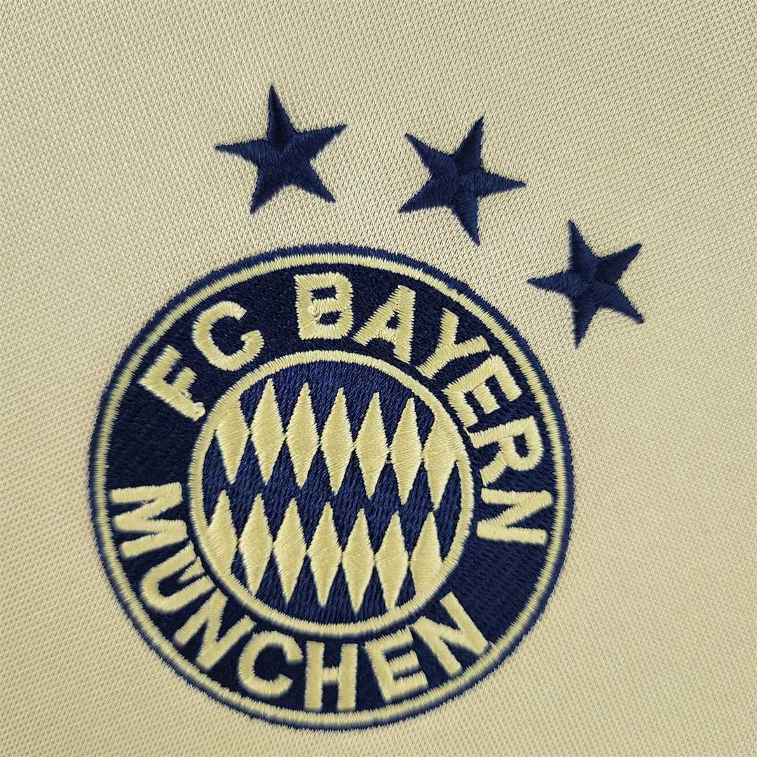 04-05 Bayern away 7
