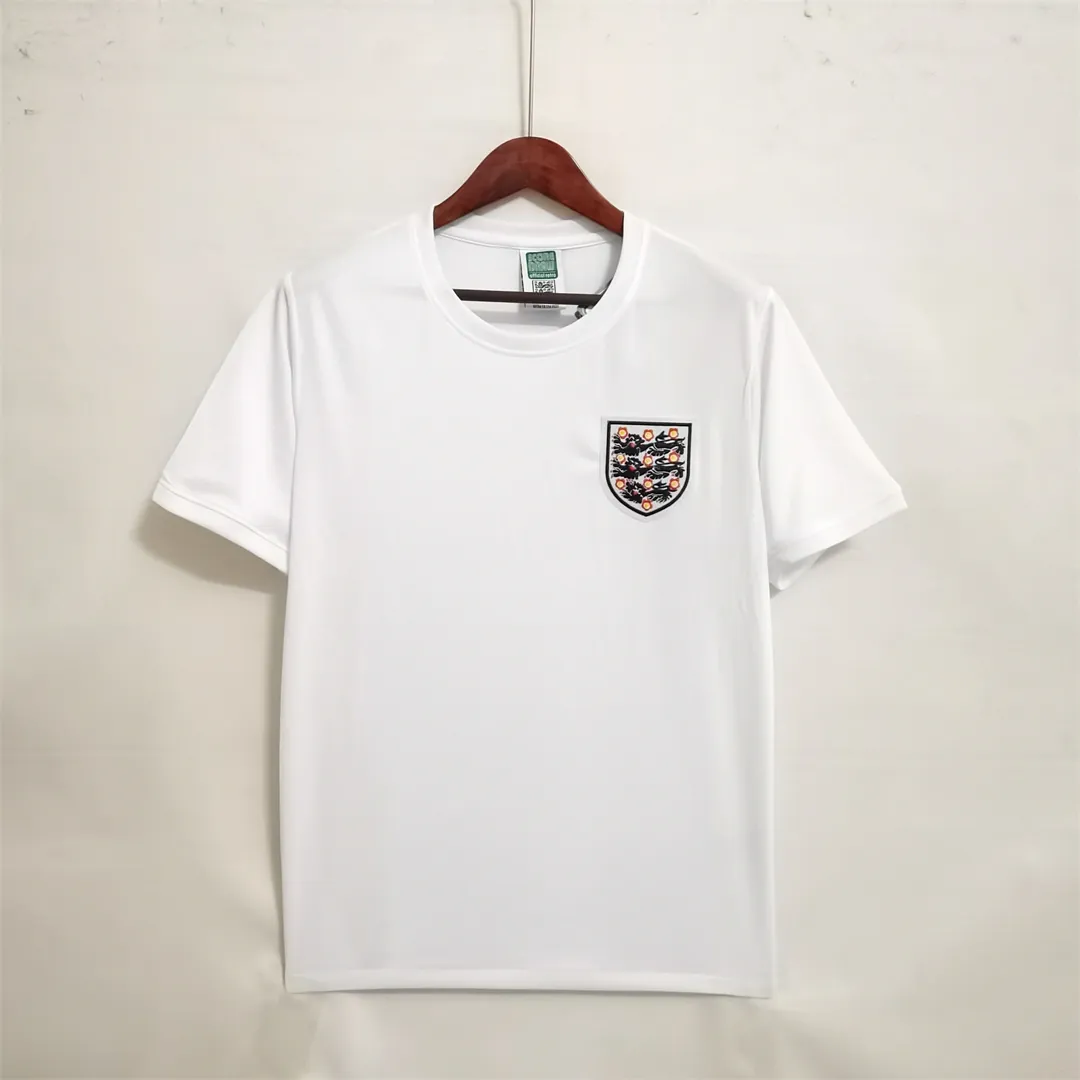 1966 England home 4
