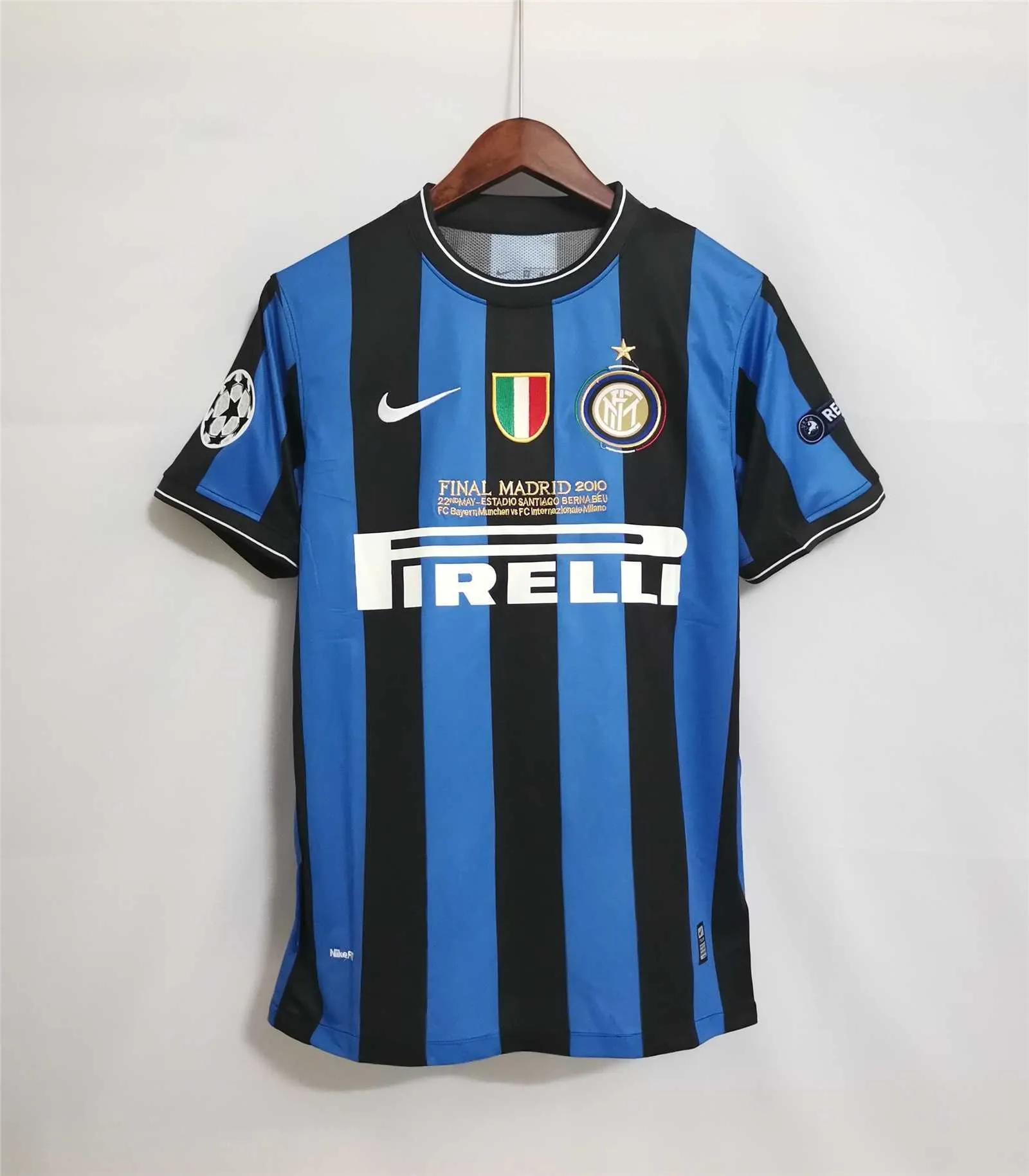 09-10 Inter Milan home 25