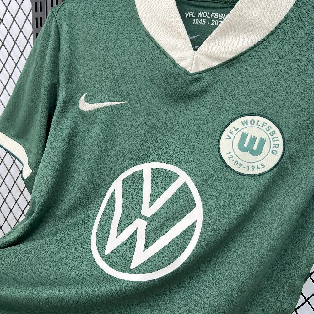 25-26 Wolfsburg Third Away Shirt Soccer Uniform AAAAJersey Wholesale Yupoo 3