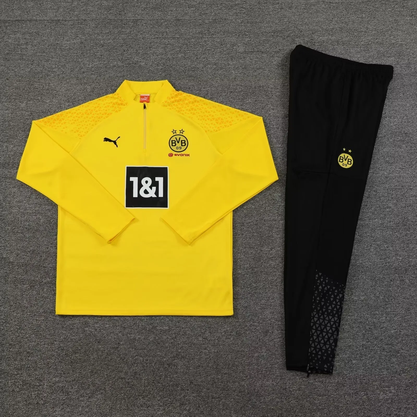 23-24 Bayern Long Sleeve Training Suit Yupoo 1