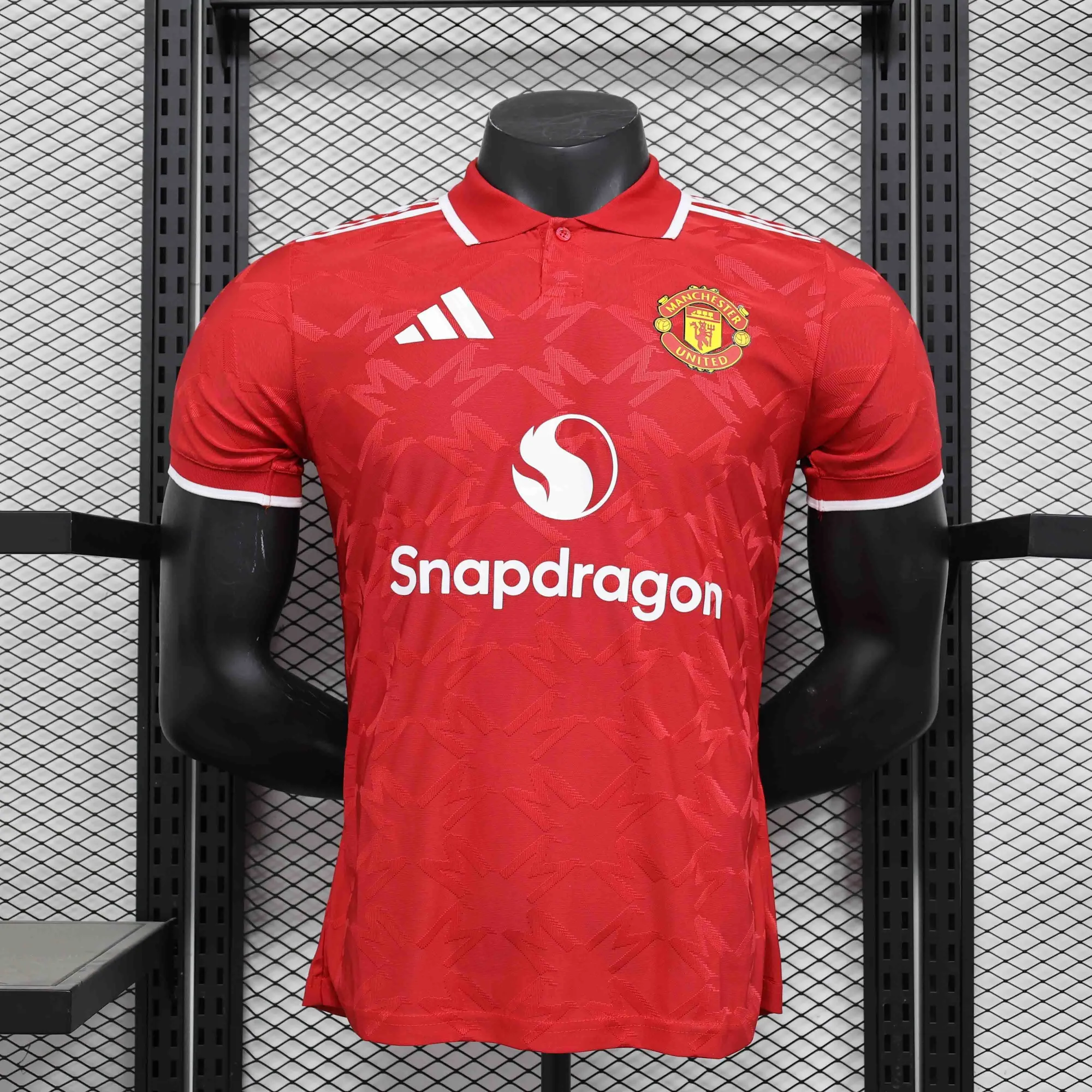 24-25 Manchester United Red Special Edition Kit Player Version Shirt AAAAJersey Supplier Yupoo 3