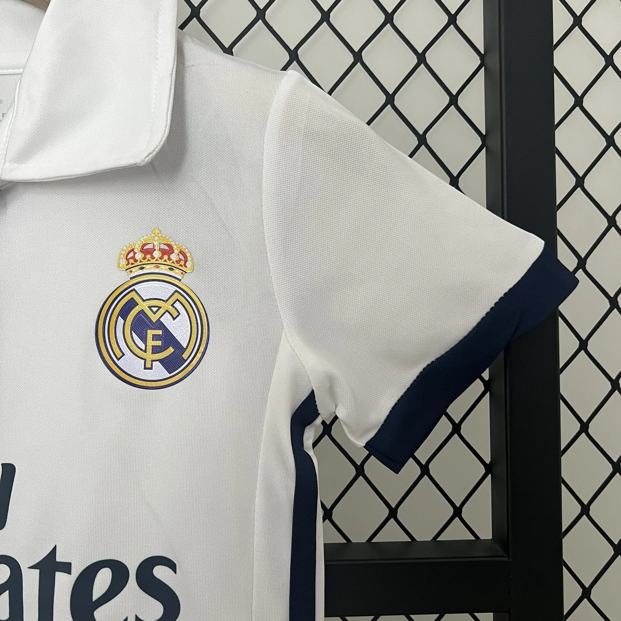 16-17 Real Madrid Home Retro Kid Kits Children Sets Best Jerseys Yupoo 4