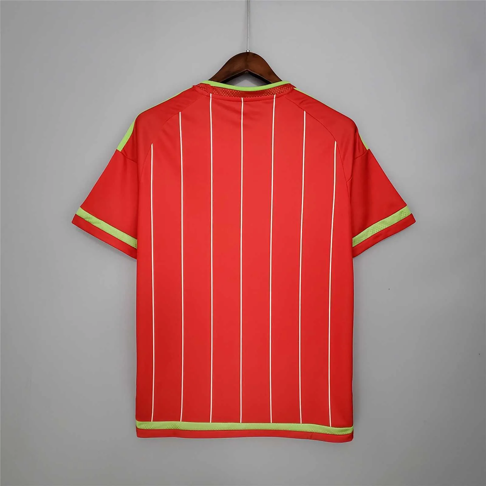 15-16 Wales home 1