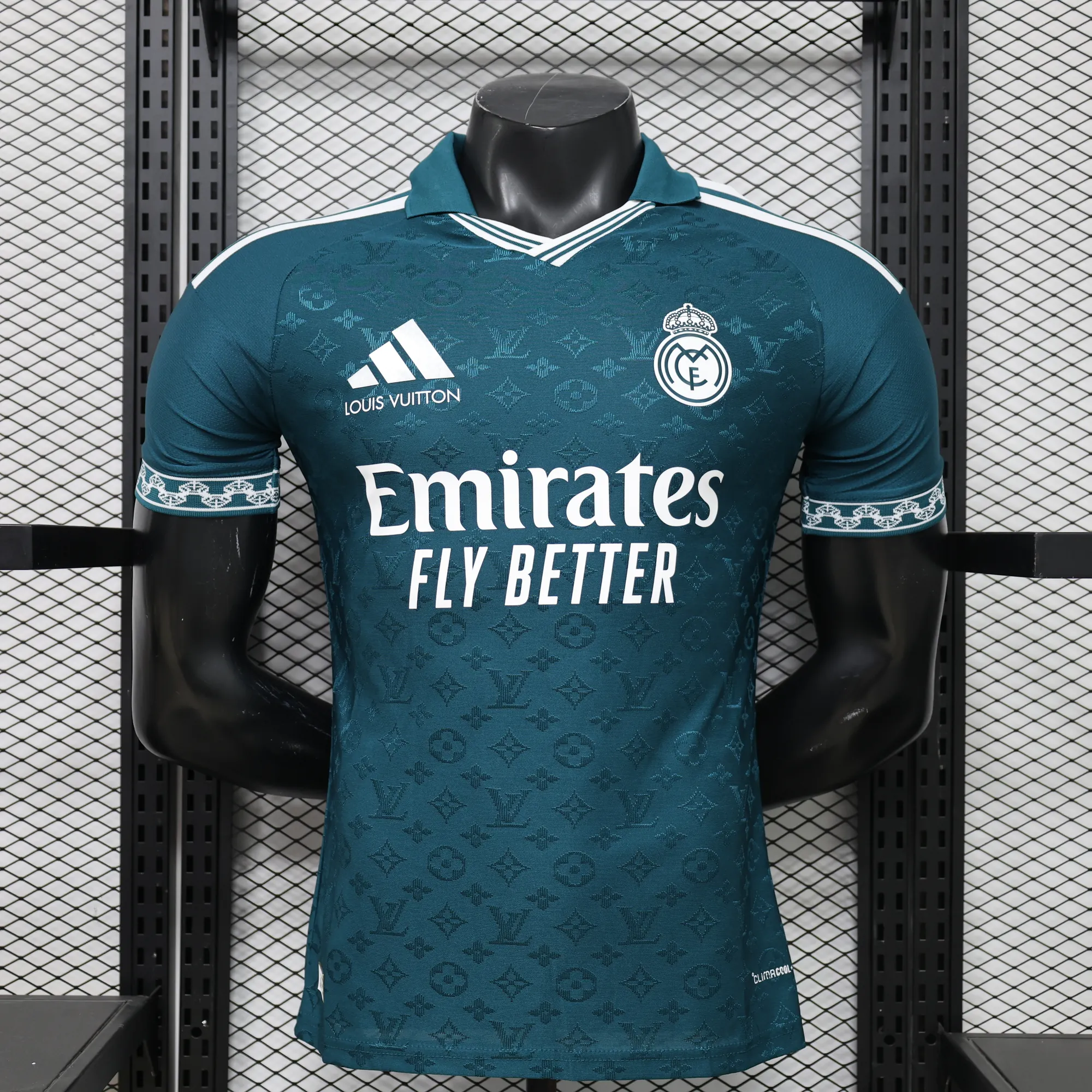 26-27 Real Madrid Mens LV Collaboration Edition Football T-Shirt AAAAJersey Wholesale Yupoo7 1
