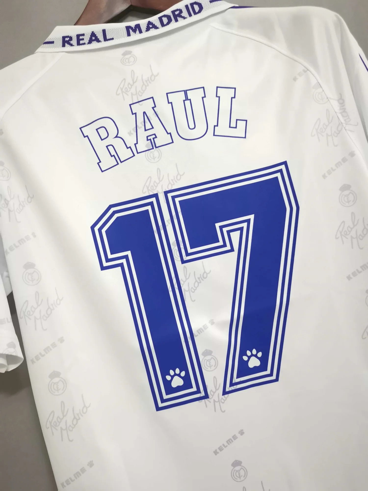 94-96 Real Madrid home 5
