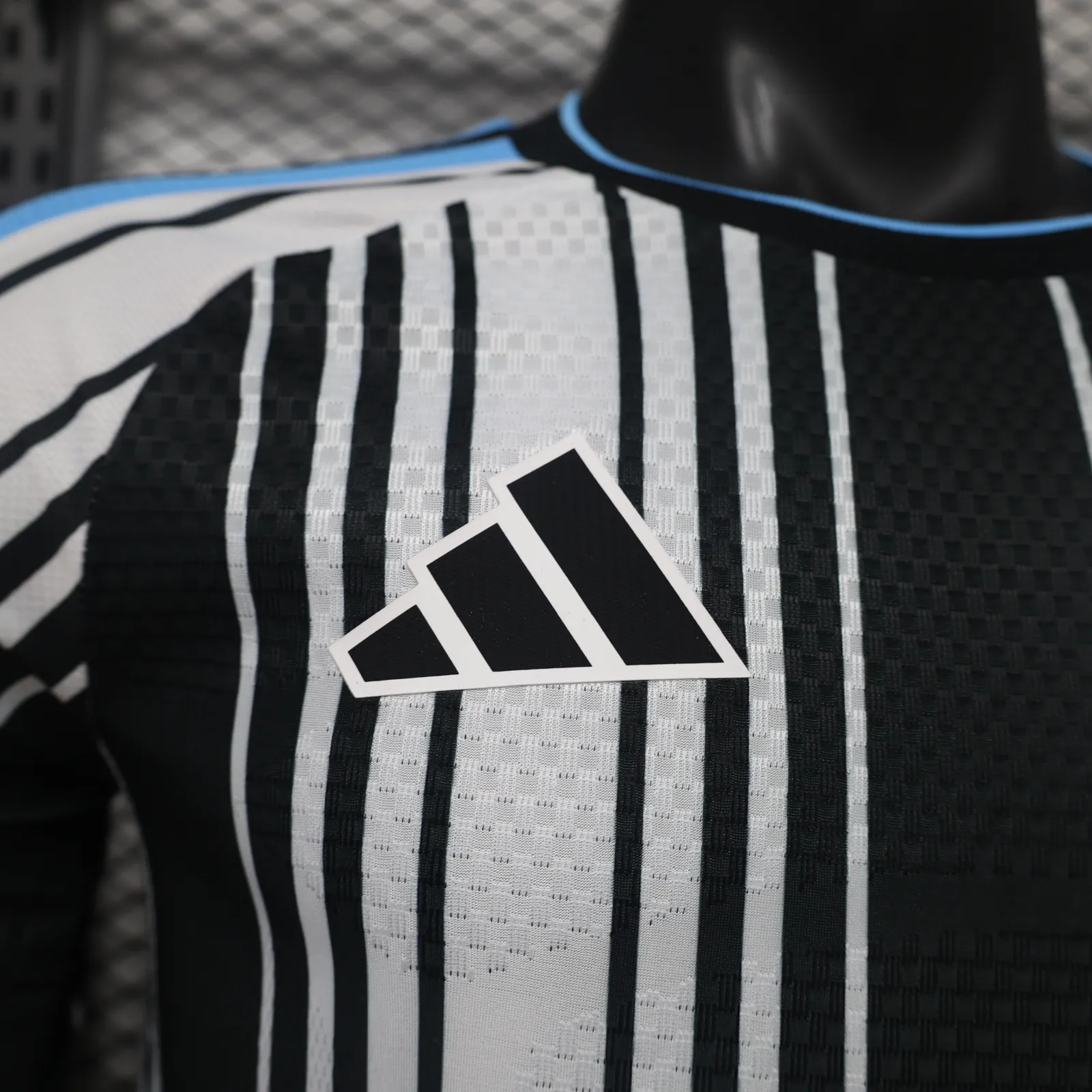 26-27 Newcastle United Home Kit Player Version Football Long Sleeve Shirt AAAAJersey Supply Yupoo 9 1