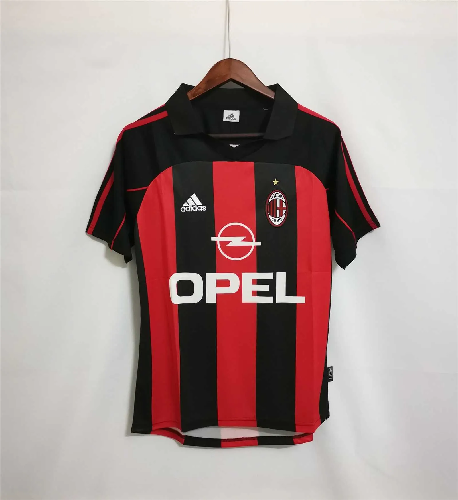 01-02 AC Milan home 7