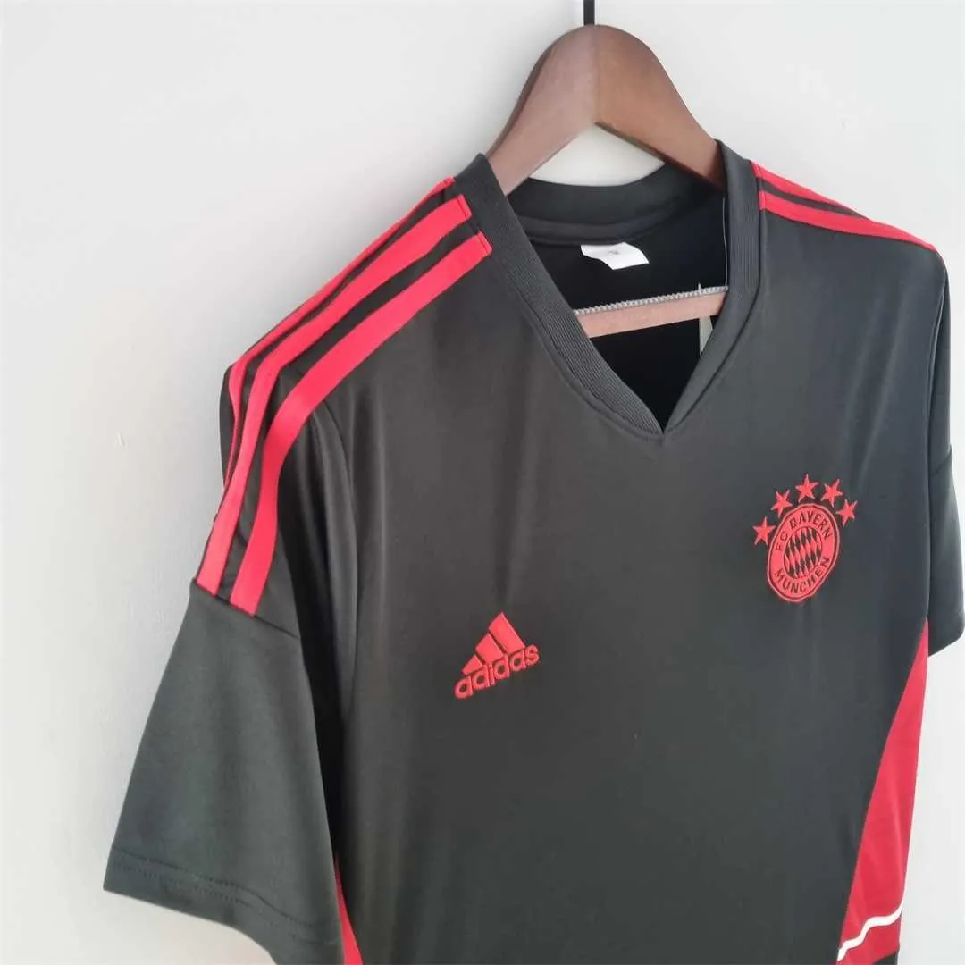 22-23 Bayern training suit blackred edge 6