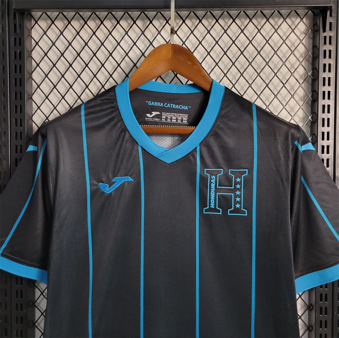 23-24 Honduras third away 6