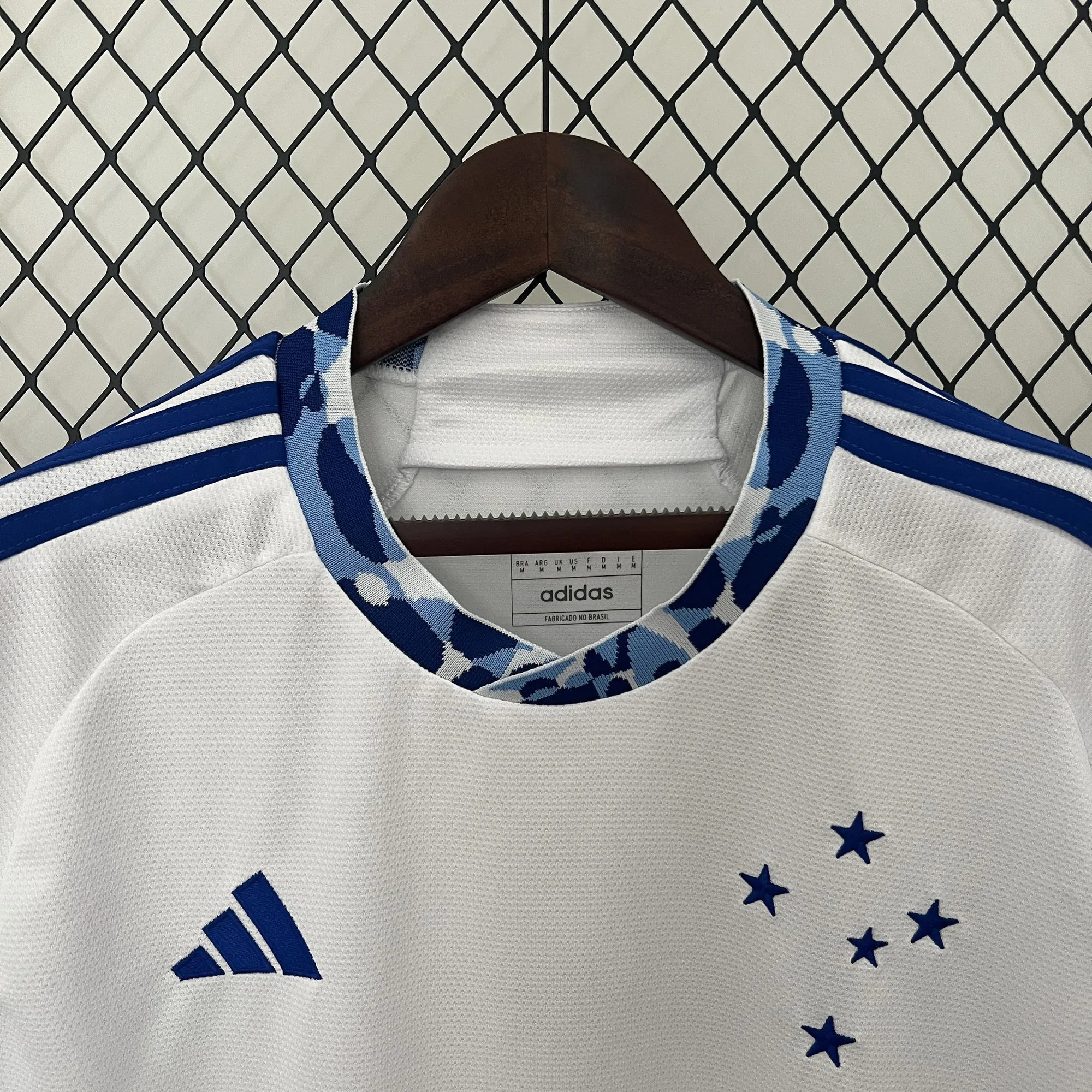 24-25 Cruzeiro Away Kit with All Sponsors Best Wholesale Yupoo 11