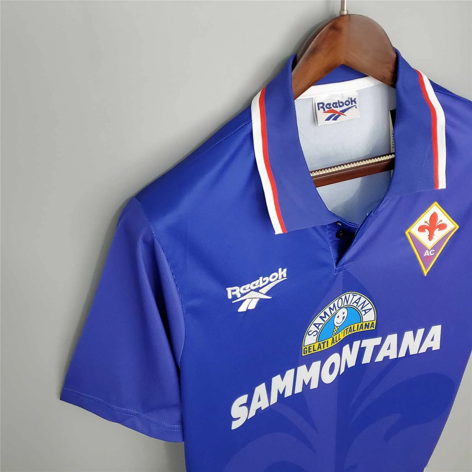 95-96 Fiorentina home 10