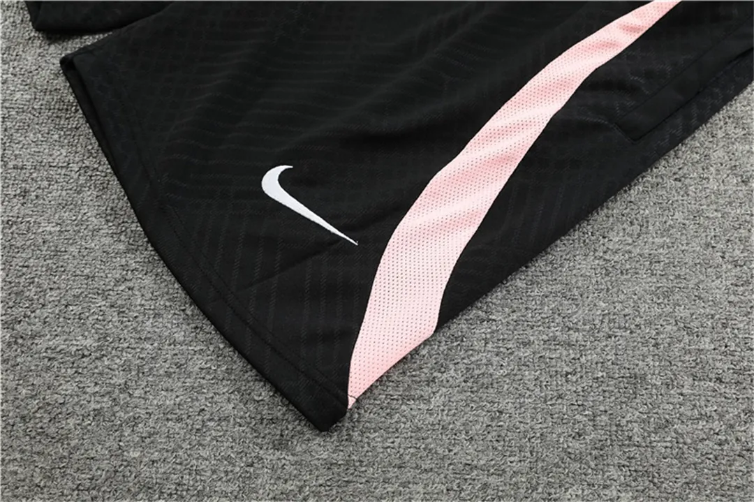 22-23 PSG Training Kit Pink 3