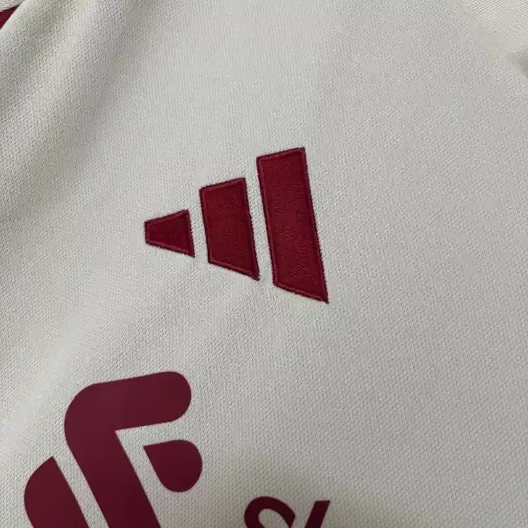 25-26 Liverpool Away Long Sleeve Kit Football Apparels AAAAJersey Wholesale Yupoo 4