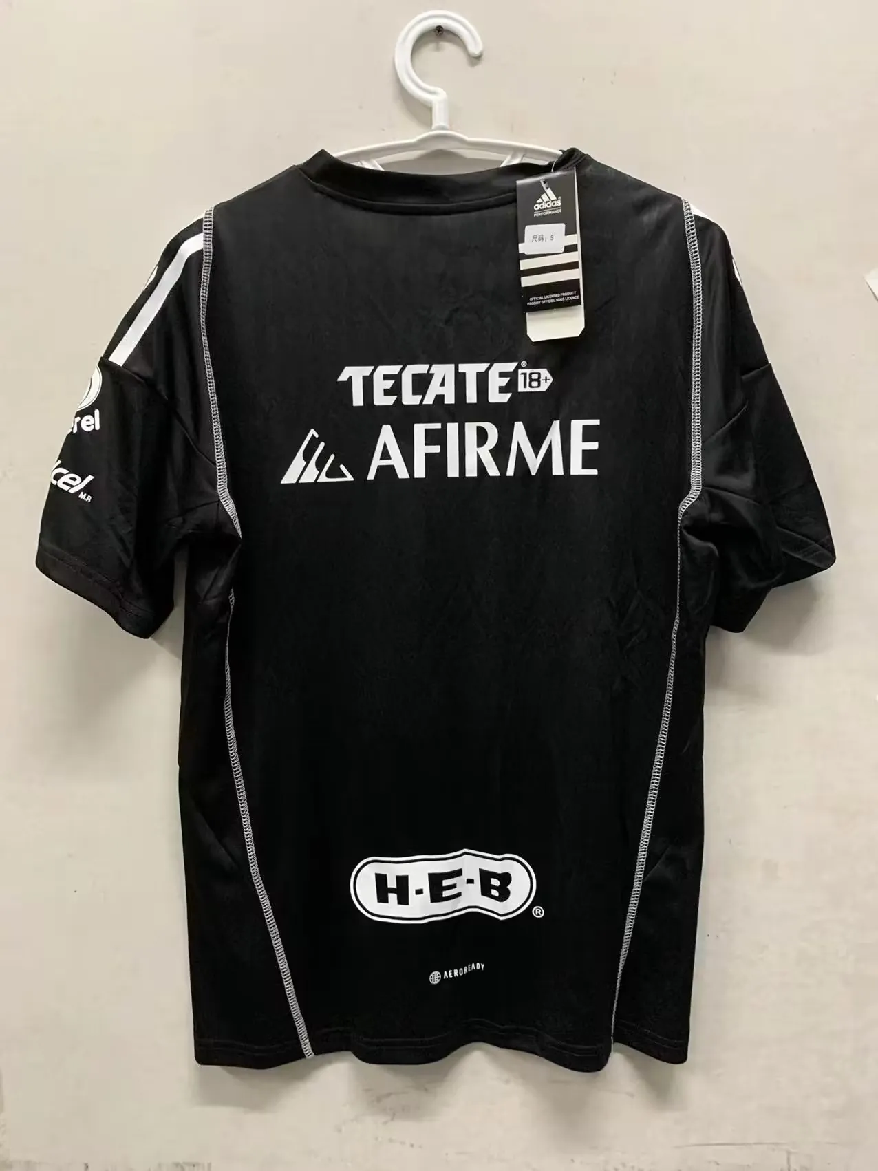 23-24 Tigres UANL Goalkeeper Black Shirt Soccer Jerseys Yupoo 1