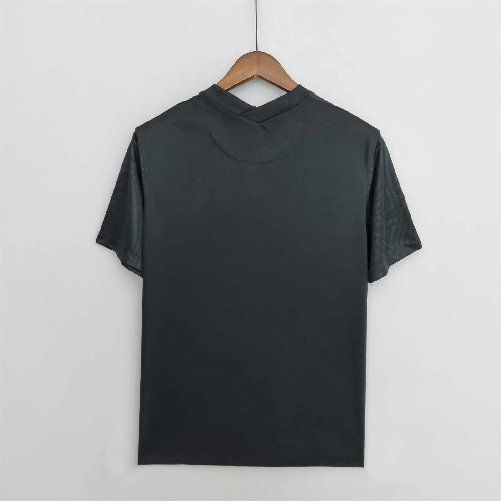 2022 France black 4
