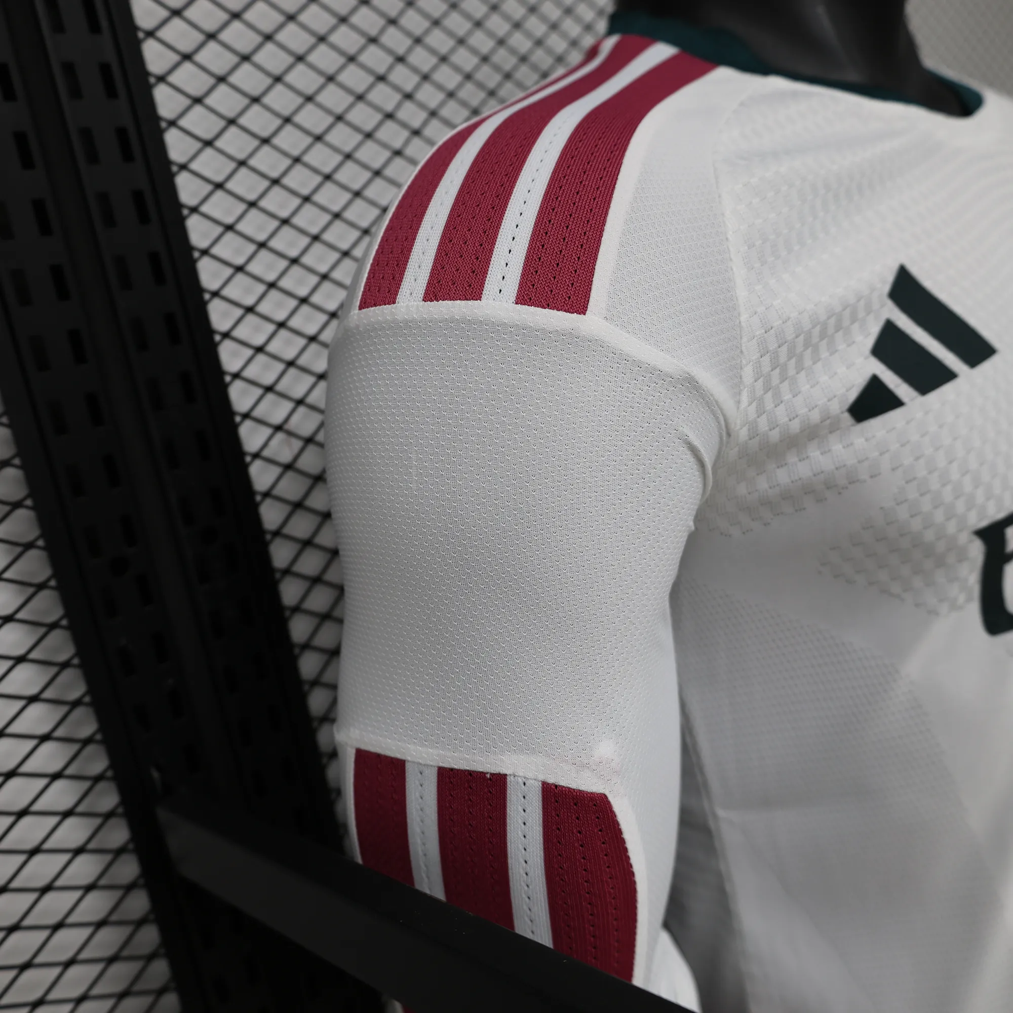 26-27 Real Madrid Mens Home Kit Player Version Football Long Sleeve Shirt AAAAJersey Supply Yupoo 1