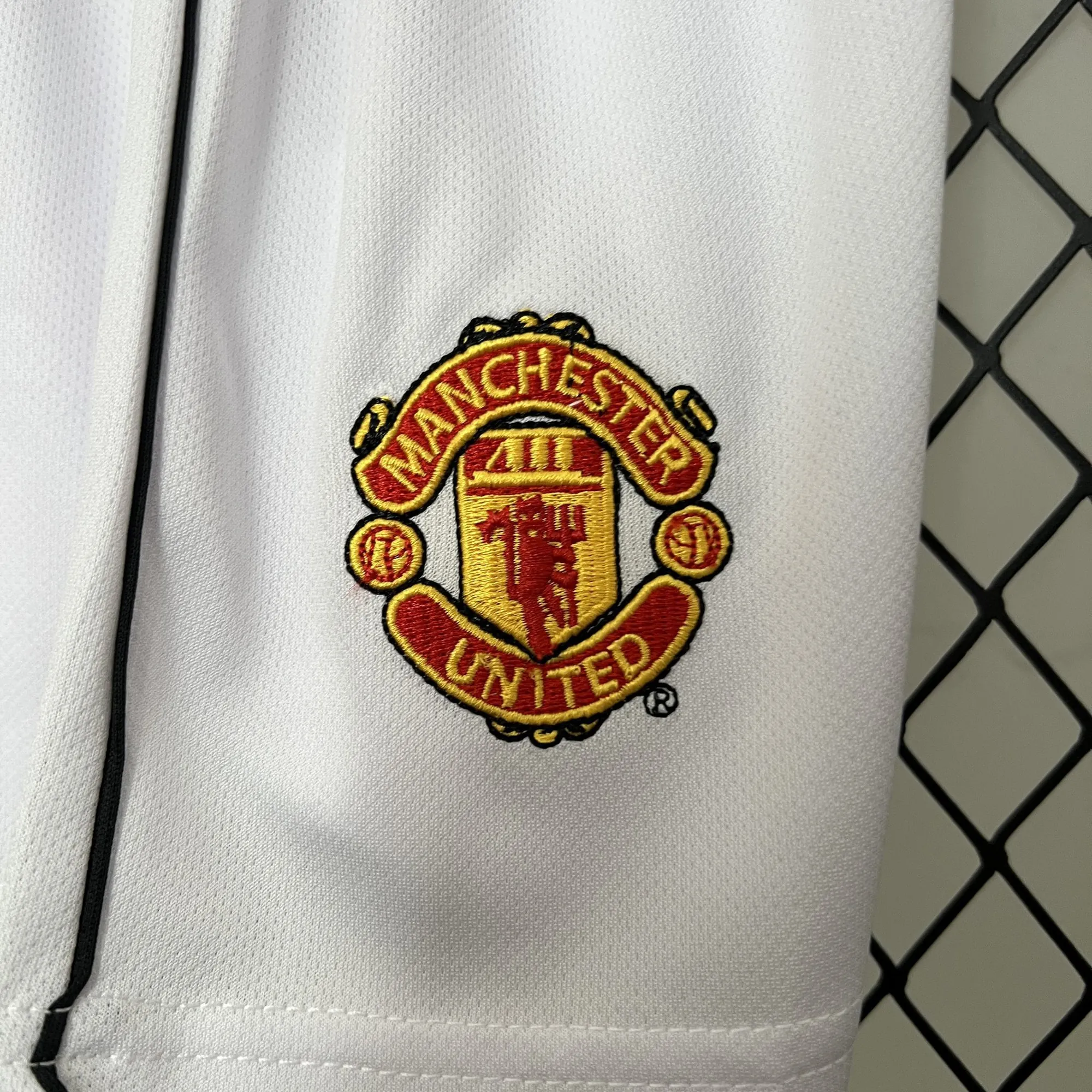 00-01 Manchester United Home Retro Kid Kits Youth Apparels AAAAJersey Wholesale Yupoo 7
