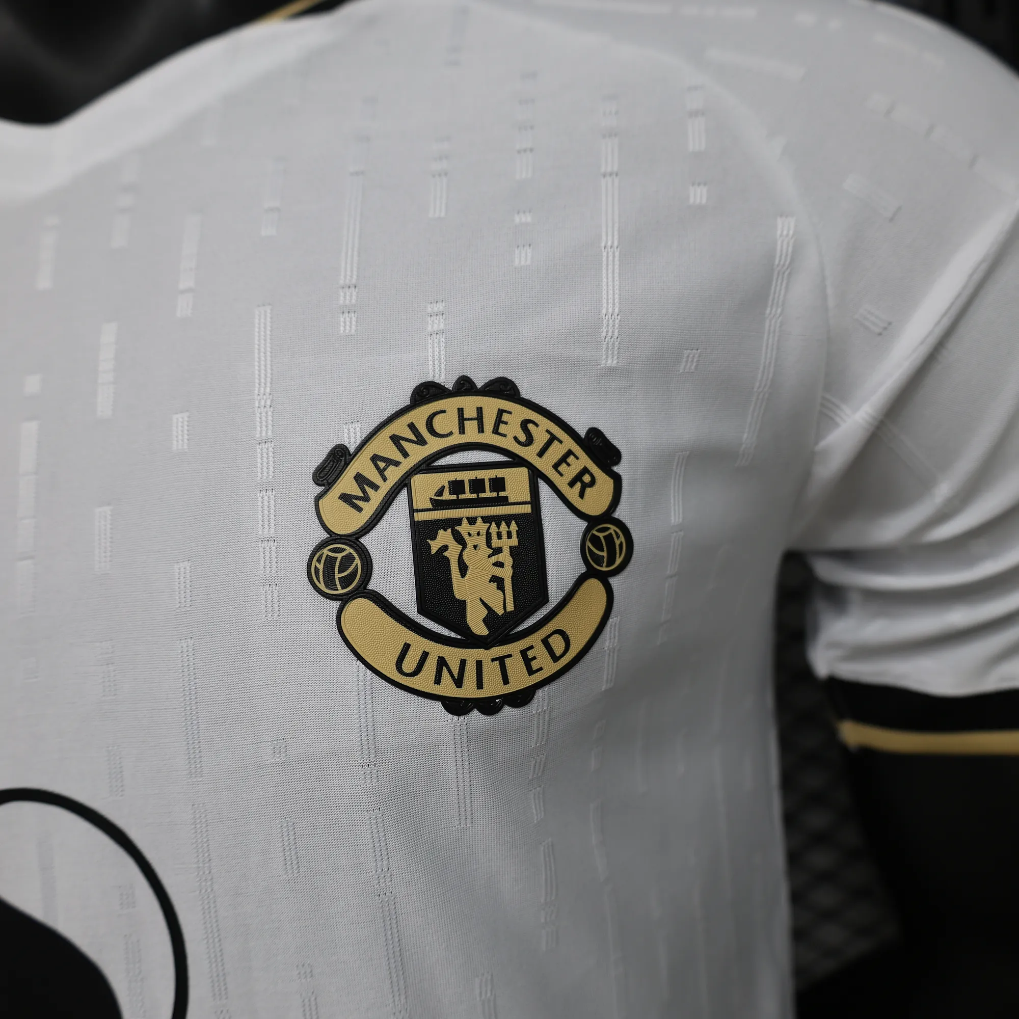 26-27 Manchester United Mens Kit Special Edition Player Soccer Shirt AAAAJersey Supply Yupoo 9 6
