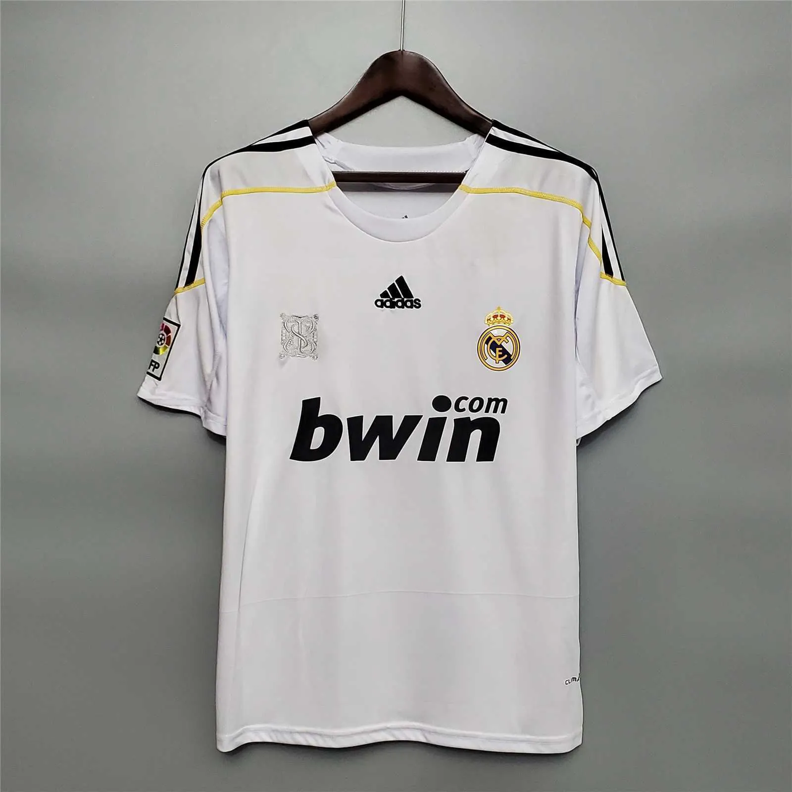 09-10 Real Madrid home - 4 9