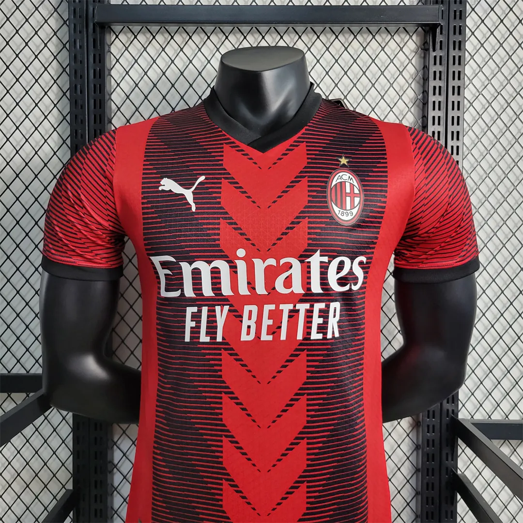 23-24 AC Milan home player version 5