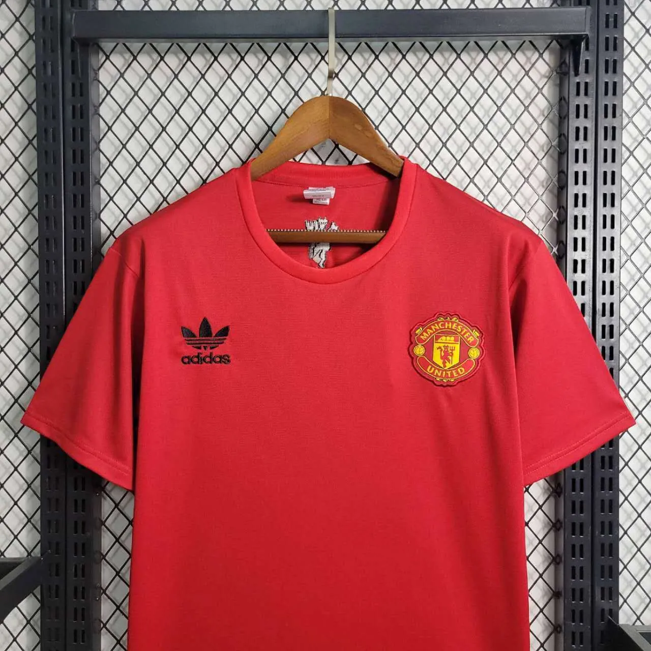 23-24 Manchester United Red S-XXL Cheap Soccer Jerseys 1