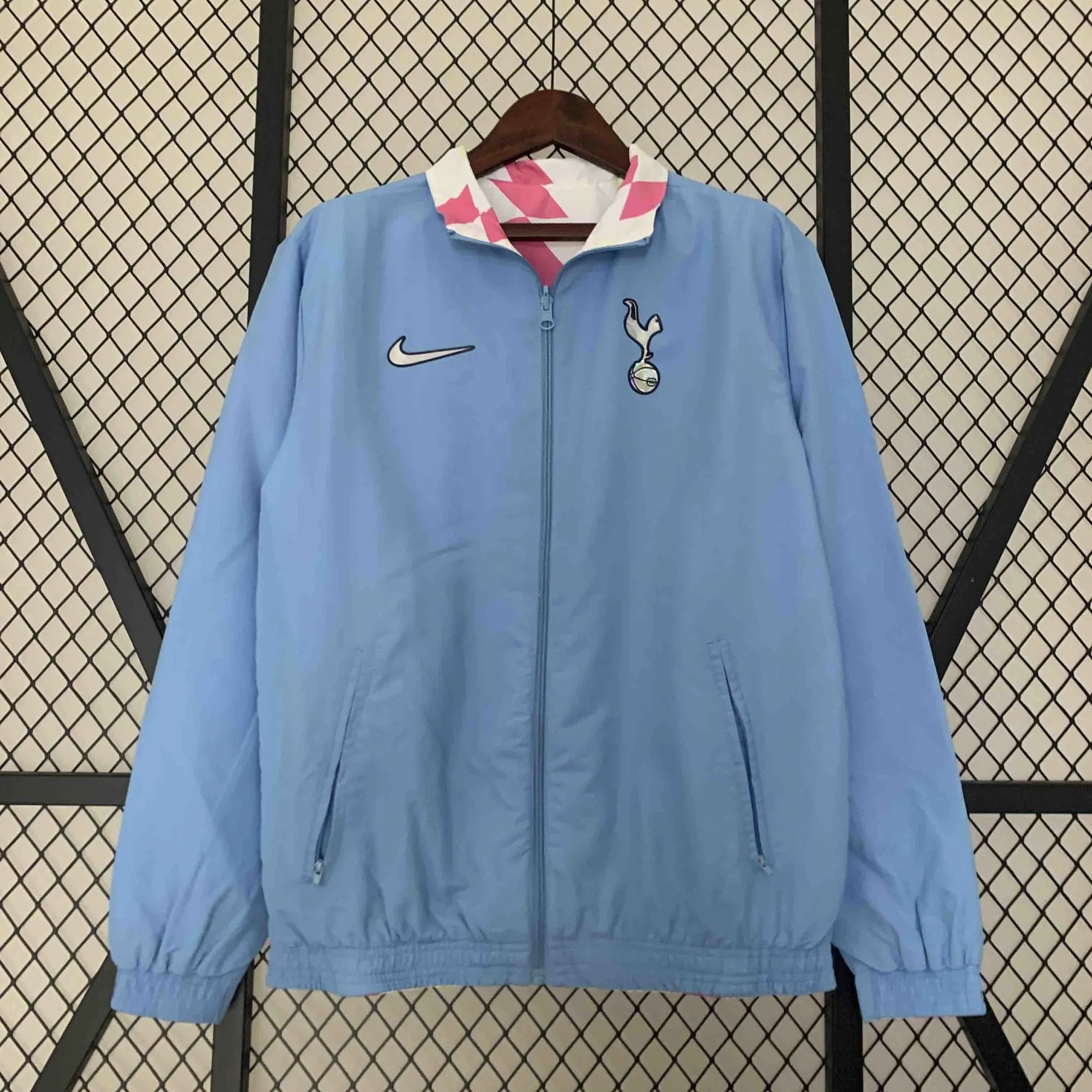 23-24 Tottenham Hotspur Reversible Windbreaker White&Blue Double-Sides Soccer Jerseys For Sale 5