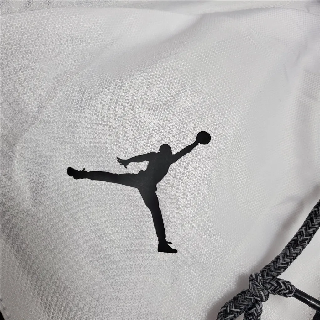 20-21 PSG blackwhite classic style windbreaker 1